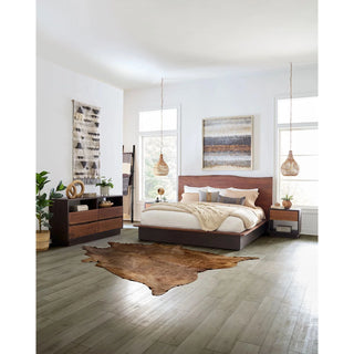 World InteriorsPalermo Queen Bed in Acacia with Raw Walnut FinishZWSMPBQRWEOrigins of Home